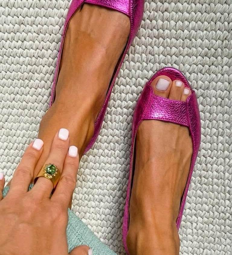 Adeline - Chic Golden Sandals