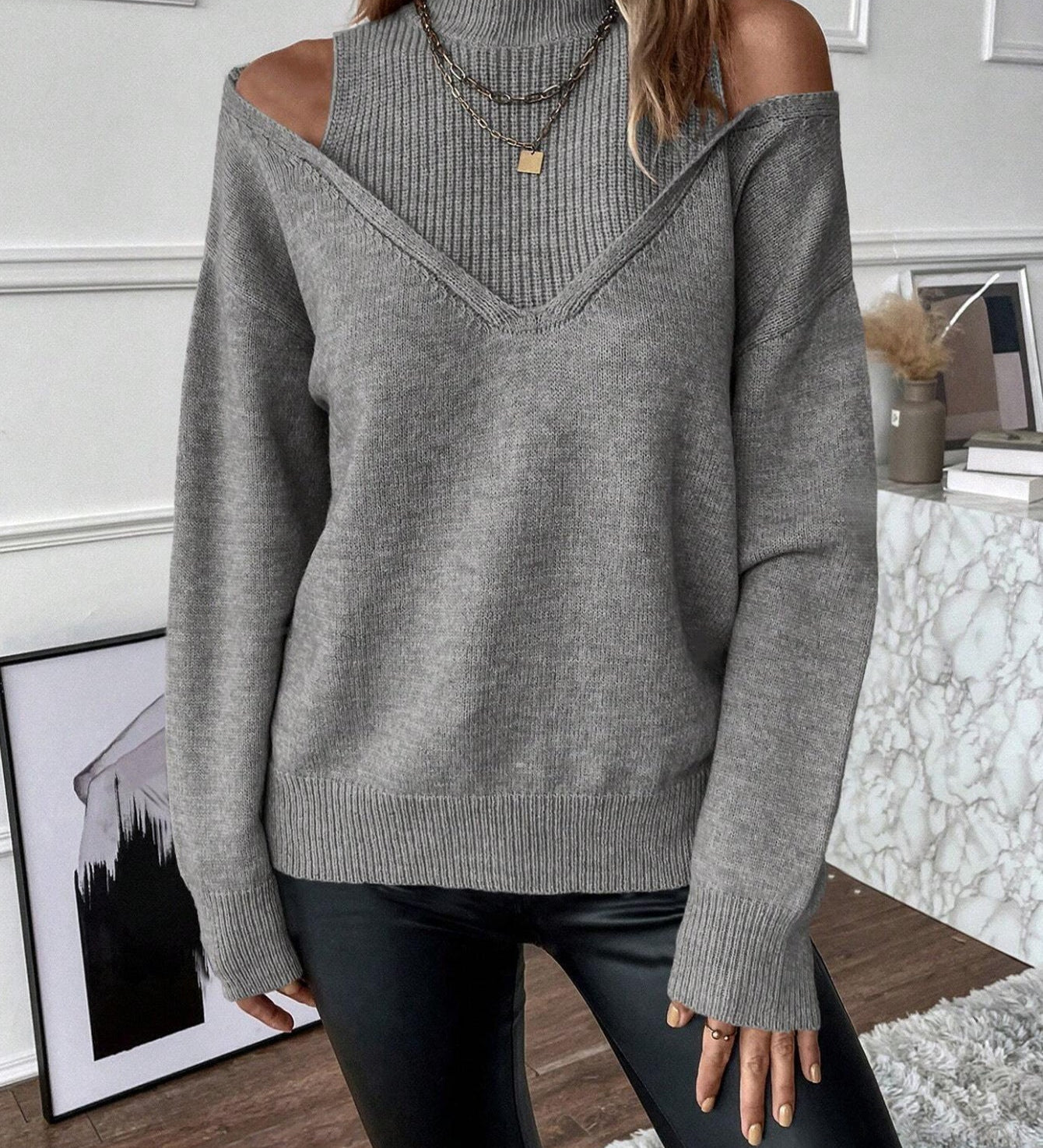 Noelle | Women's Cold Shoulder Turtleneck Sweater